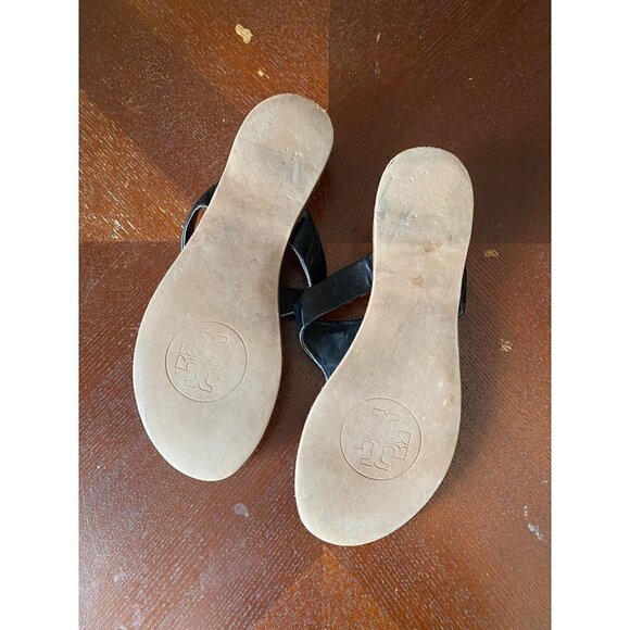 Tory Burch Cameron Black Patent Leather Thong Casual Sandal - 6 1/2 - Picture 7 of 11